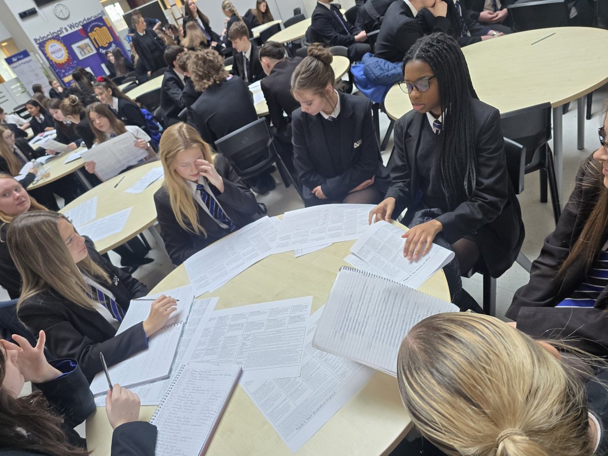 Darton Academy tweet media