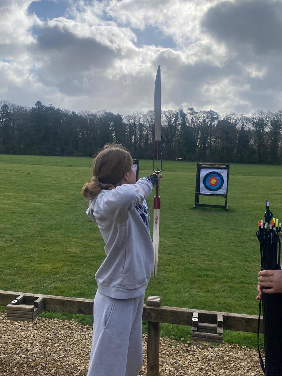 Bledlow Ridge School tweet media