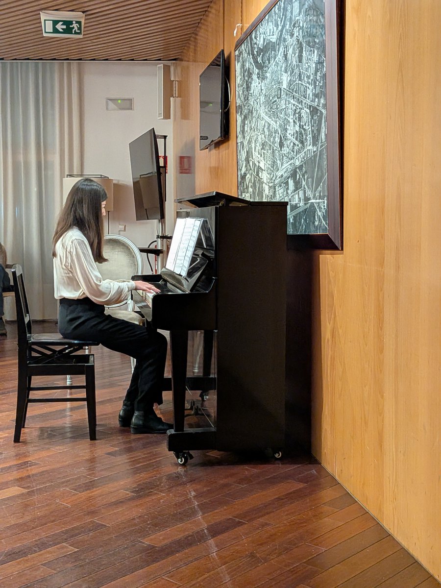 Conservatorio Profesional de Música Eliseo Pinedo tweet media