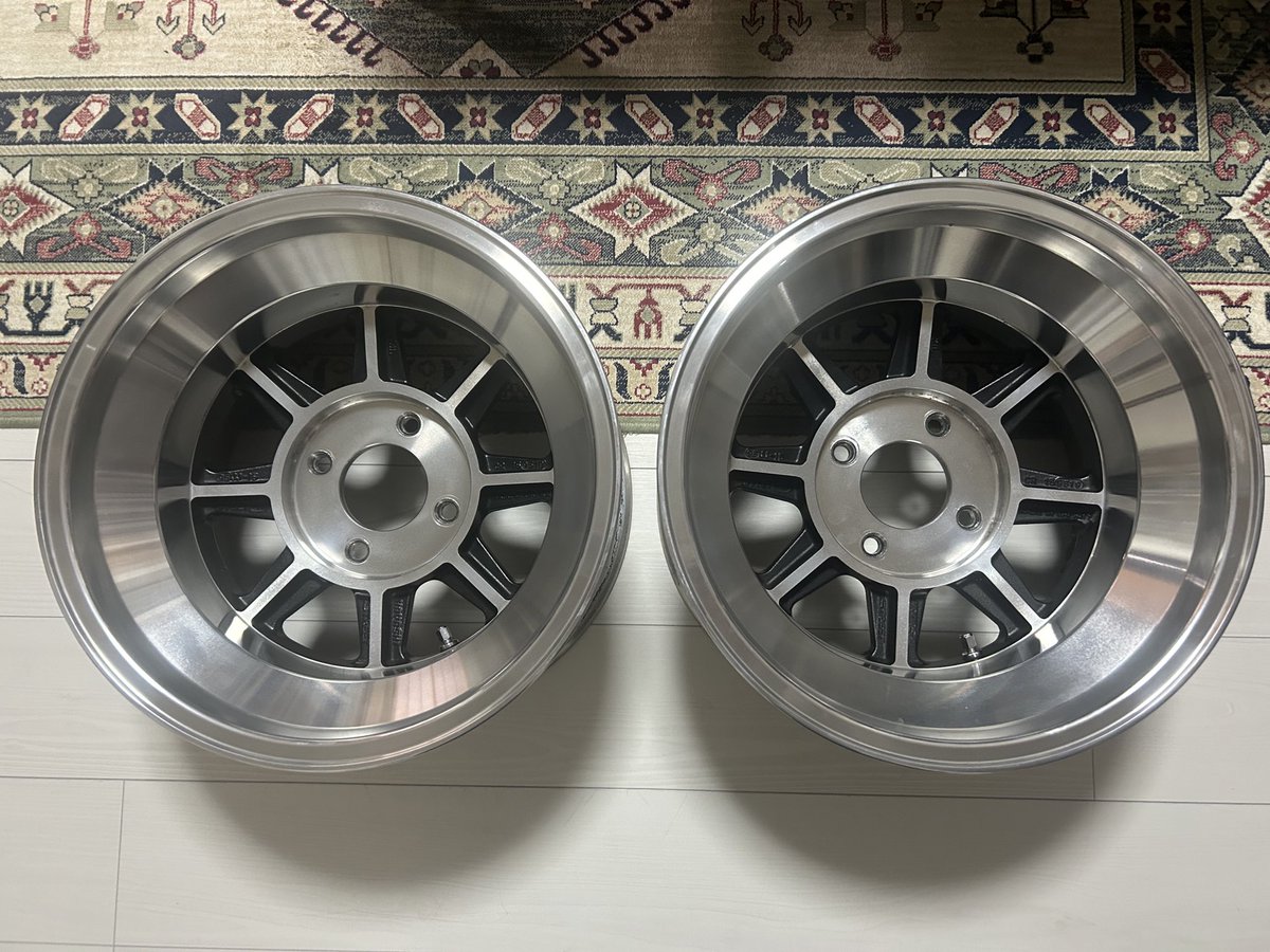 馬刺し tweet media