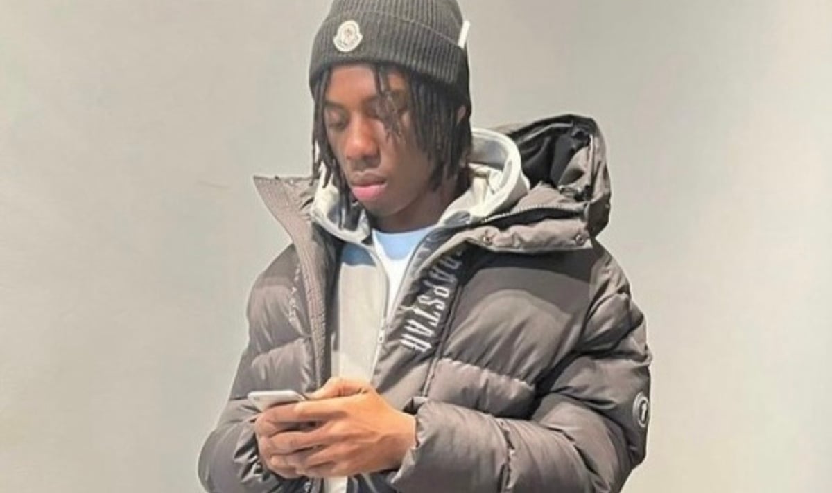 Standard News tweet media