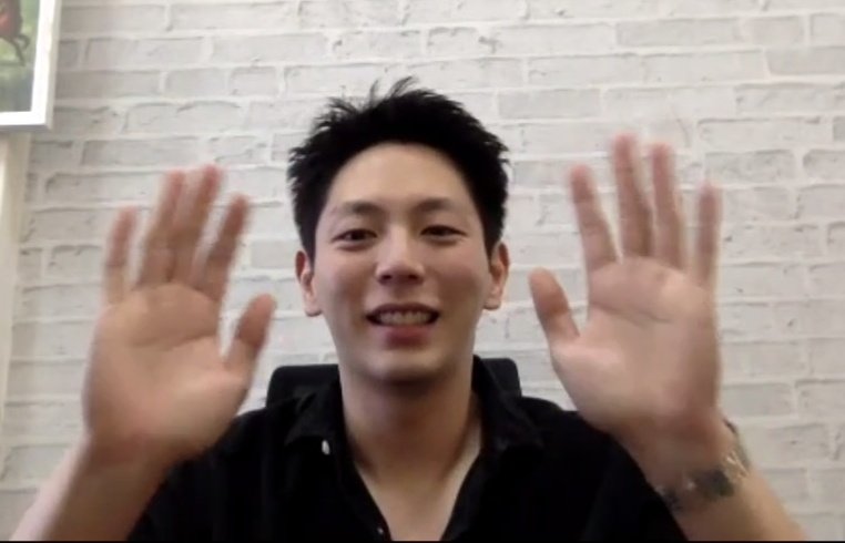 enfer_les's tweet image. น้องอัพบอกใบ้ว่า น้องสีลมใกล้มากๆ แล้ว แฟนๆ รอได้เลย
ส่วนเรื่องการประกาศต้องให้ทาง WeTV เป็นคนแจ้งอย่างเป็นทางการ

เย้ ตื่นเต้นแล้ว (ใครได้คอลอย่าพึ่งสปอยน้า เดี๋ยวน้องโดนปรับ)

#WipeUpChineseNewYear2026
#UpPoompat #KeepItUp