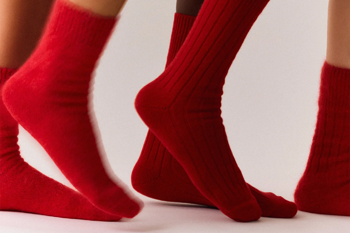 theguide_uk's tweet photo. Still time to order gifts for Mother's Day. See our favourites inc useful socks from Pairs #mothersday #whattogive #mothersdaygifts https://t.co/2spCsVlswe https://t.co/SwdIlyYYHX