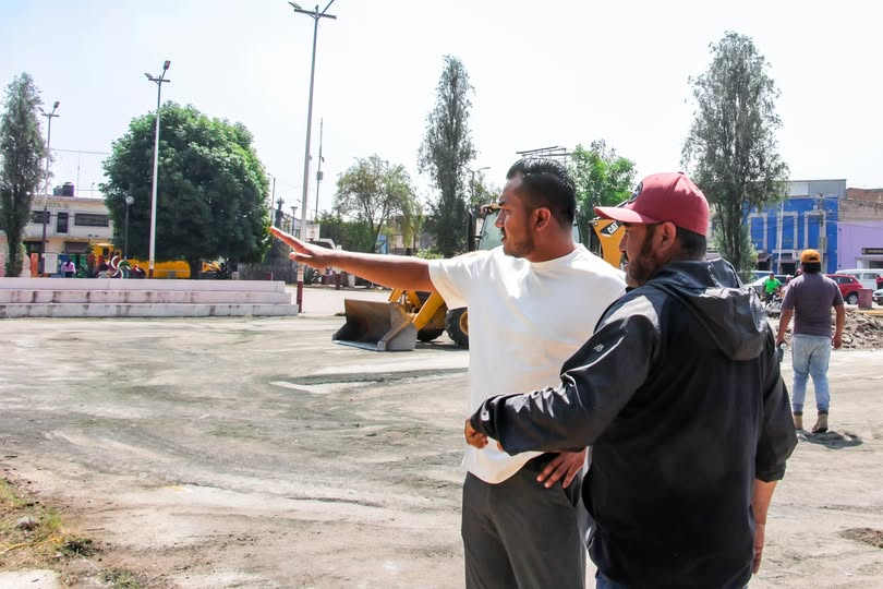 #VISION en #Huejotzingo
CANCHAS DEL ZÓCALO DE HUEJOTZINGO SE RENUEVAN BAJO LA GESTIÓN DE ROBERTO SOLÍS PARA FORTALECER LA COMUNIDAD
Más en VISION:
periodicovision.com.mx/.../canchas-de…
<a href="/robertsolisvall/">Roberto Solís</a> <a href="/GobHuejotzingo/">Gobierno Municipal de Huejotzingo</a>