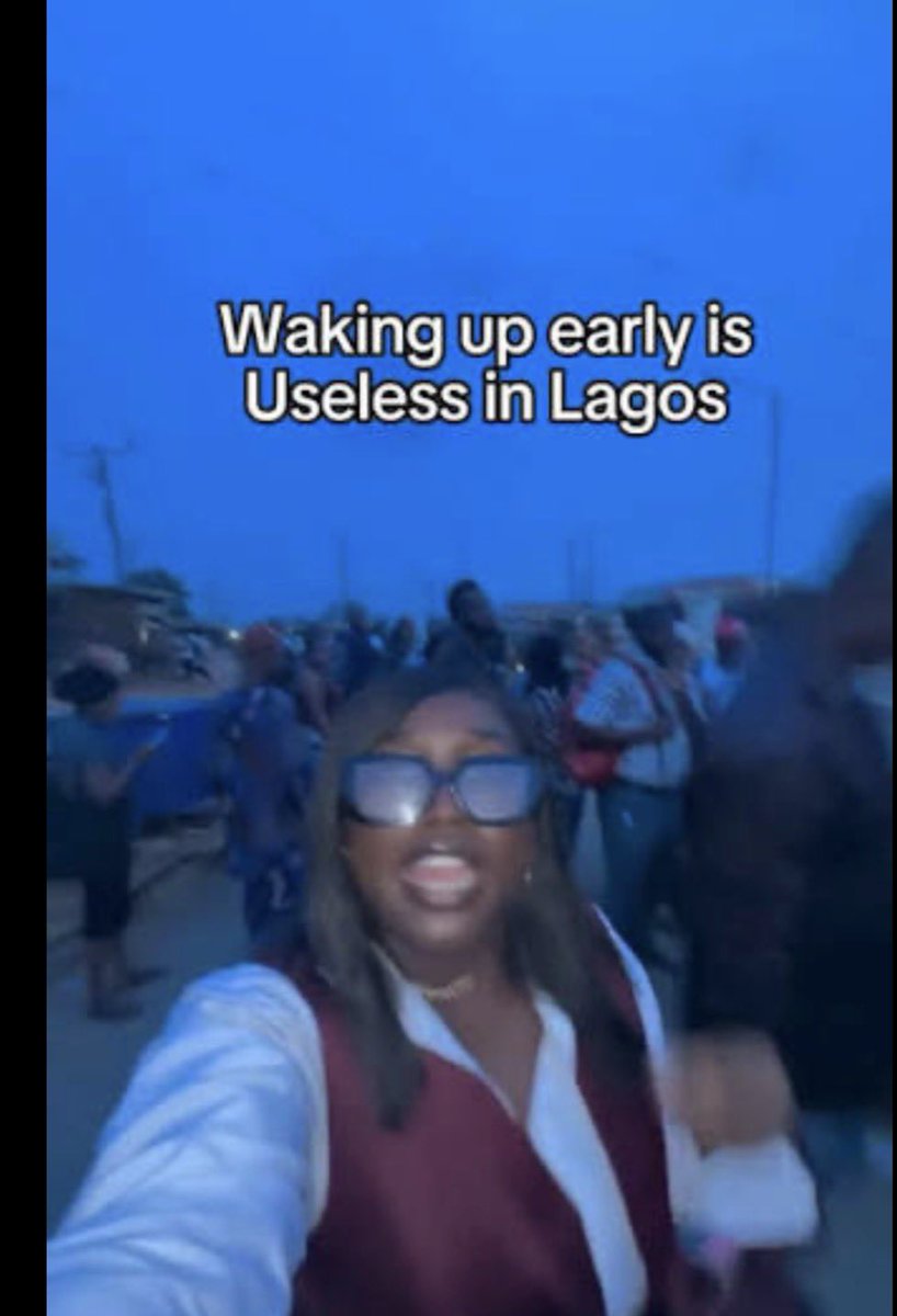 lagosyouknow's tweet image. A Lagos Story: During #EndSARS in 2020, over 80 BRT buses were burnt in Berger and Oyingbo. Lagosians are still battling transport woes today. The Lagos government must wake up. 5 years is more than enough to replace them in a megacity like ours!