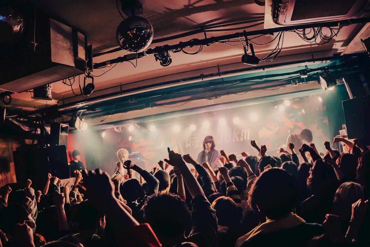 時速36km tweet media