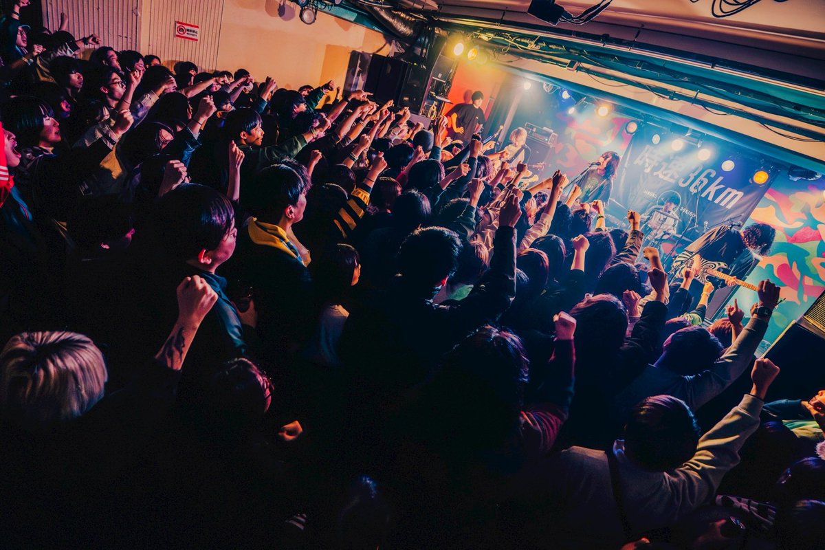 時速36km tweet media