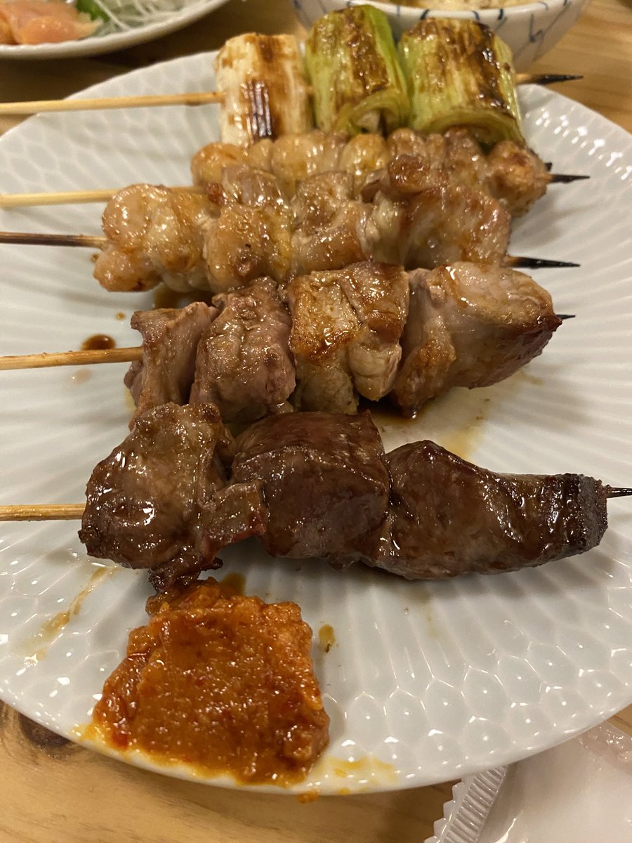 中学の同級生と亀戸の新店に行ってみた。お気に入りの居酒屋さんの店主さんにも会えて楽しく飲みました🍻😊