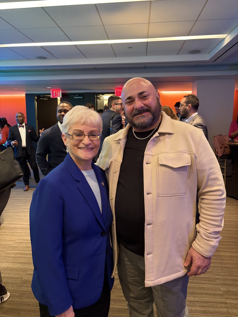 Lynn Schulman 舒曼琳 tweet media