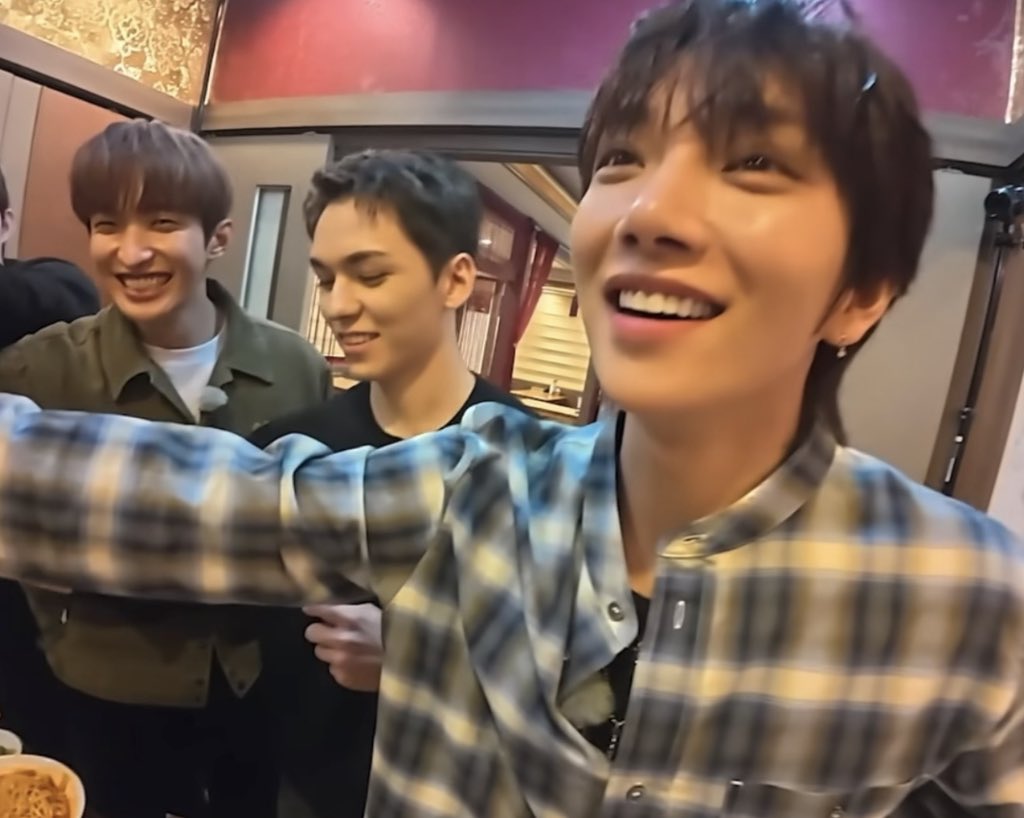 life flashed before his eyes ㅋㅋㅋㅋㅋㅋ