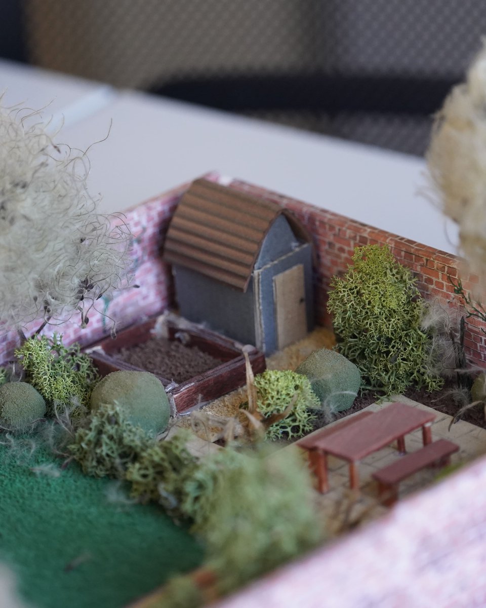 Capel Manor College tweet media