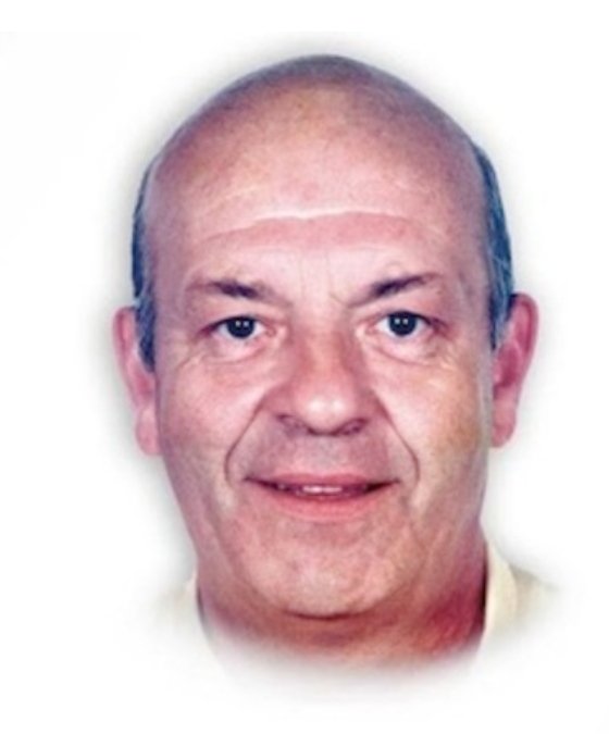 Él es su víctima, Ángel Berrueta, un panadero de Iruña que como todos estaba horrorizado con la masacre de dos días antes en Madrid.
Ángel, como todos los vascos, sabía que los autores de aquel horror habían sido yihadistas en venganza por la guerra de Irak.#11Mar