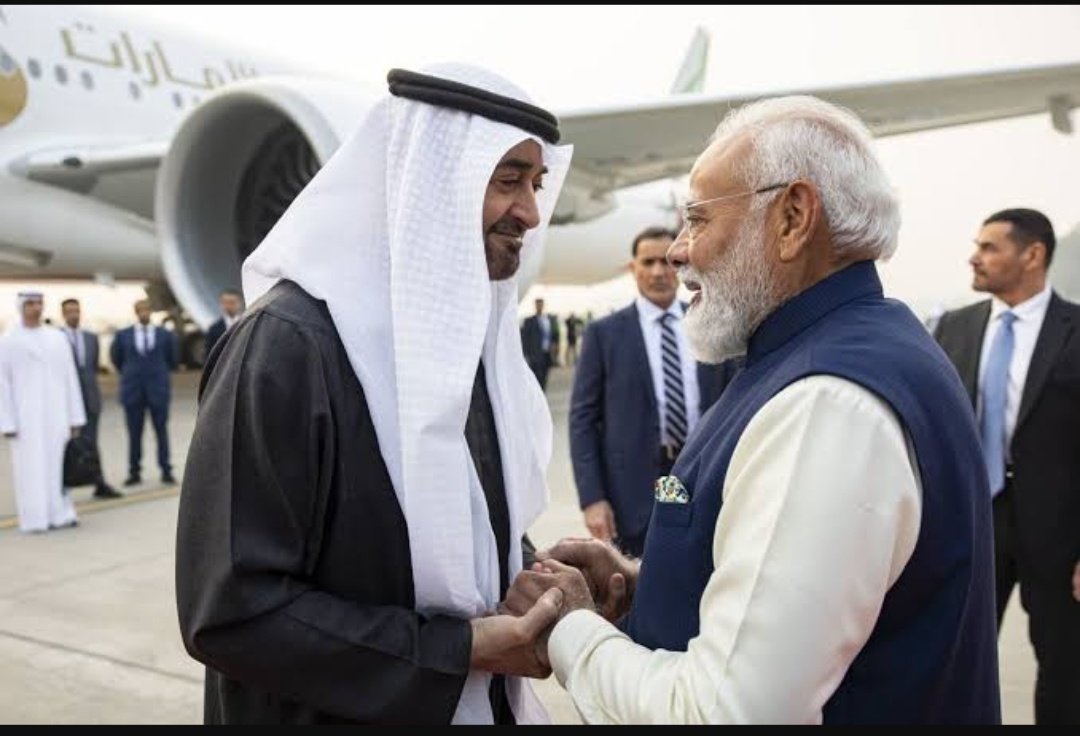 RoflGandhi_'s tweet photo. हिंदुओं के भी रोजे रखवा दिये, क्या मास्टरस्ट्रोक लगाते हो यार नंदू। 
#LPG https://t.co/vWTBtg7IM2