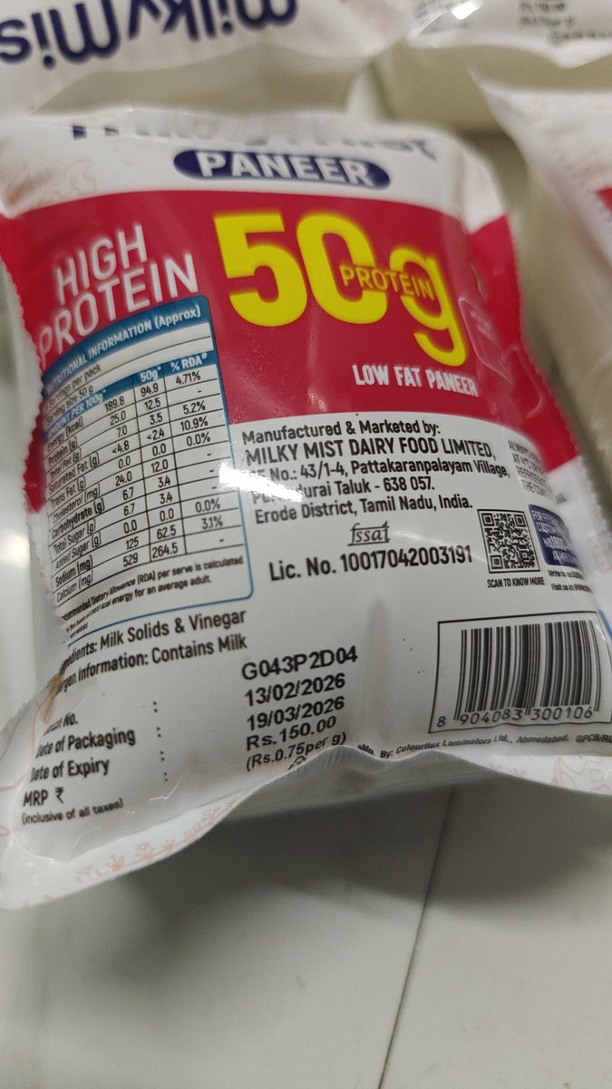 kpshah_92's tweet photo. @MilkyMistIndia - this is the quality of your paneer. Expires on 19th March, refrigerated right after purchasing from dmart. Never buying again. @fssaiindia please note this and ban this company. https://t.co/cKsRGzHPeH