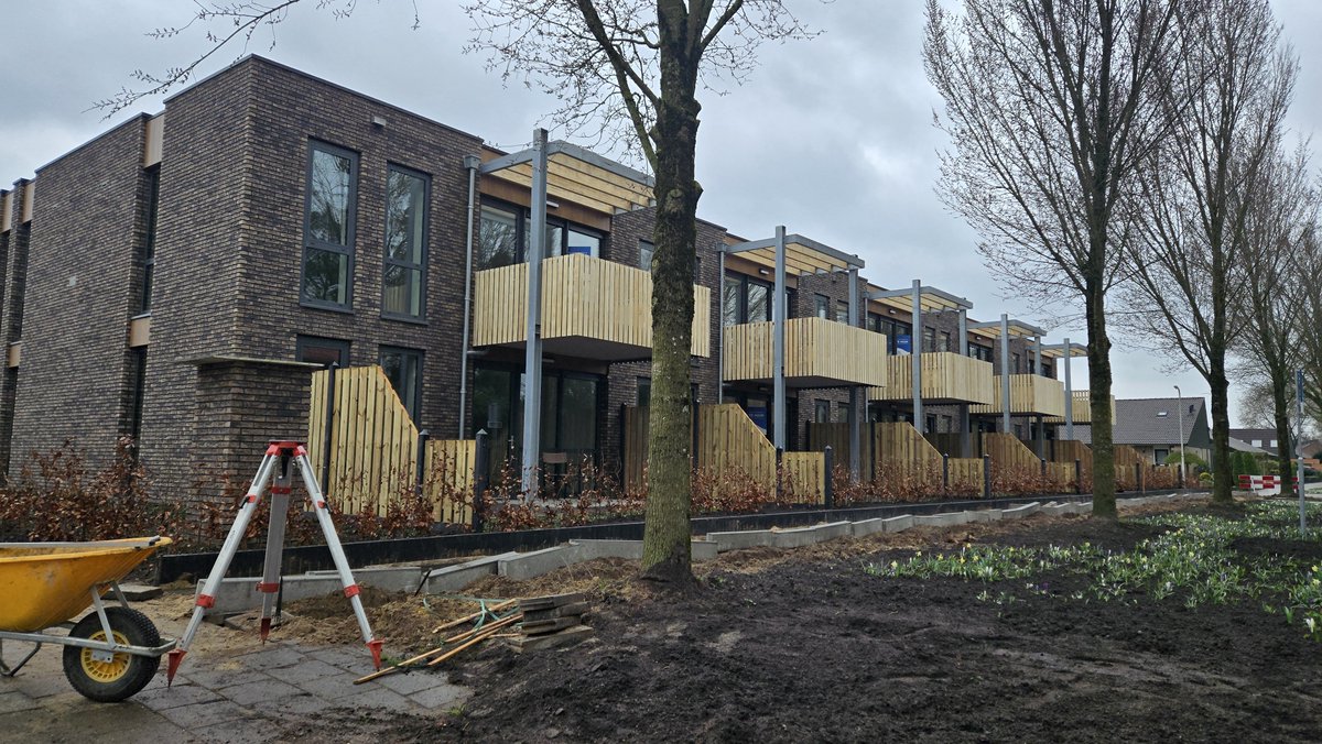MarcsOG's tweet photo. De 10 nieuwe appartementen aan de Commandeursweg in Bennekom zijn razendsnel verhuurd of onder optie. Gefeliciteerd aan de gelukkigen! https://t.co/qlYr0aYaak