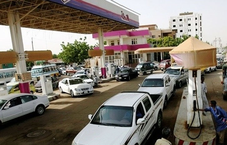 Government of Sudan Guarantees Fuel Security Amid Public Panic

Full details: gitficonline.com

#GiTFICAgenda2031 (#GlobalDebtinitiative , and #AfCFTA)