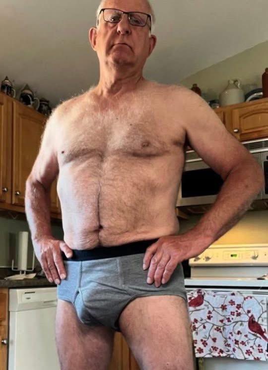 Hotdaddy tweet media