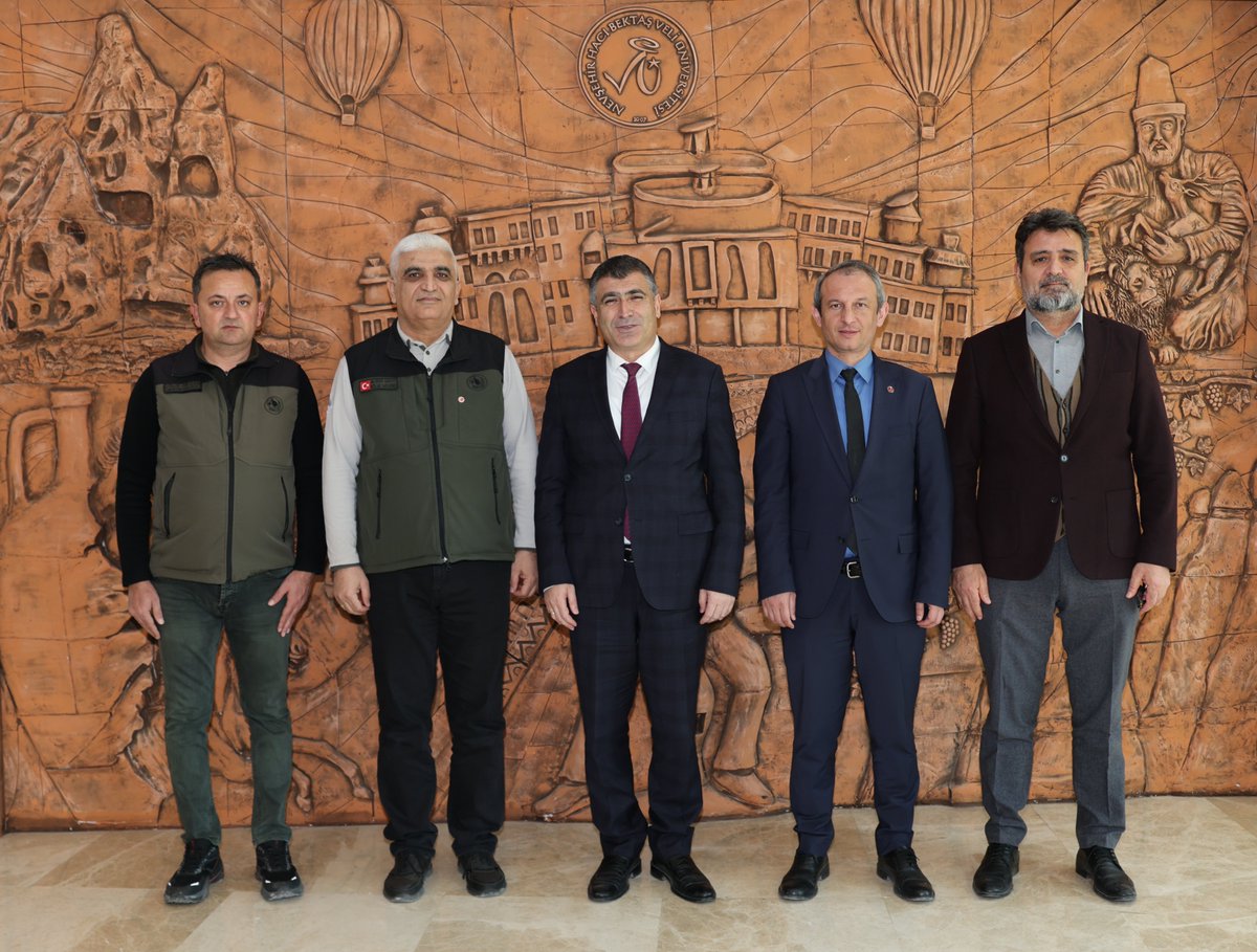 #NEVÜ ile Orman Genel Müdürlüğü arasında üniversite kampüsünün ağaçlandırılması amacıyla iş birliği protokolü imzalandı. Protokolle kampüsteki yeşil alanların artacağını söyleyen Rektör <a href="/semihaktekin/">Semih AKTEKİN</a> “Yeşil Kampüs” çalışmalarını sürdüreceklerini belirtti👉nevsehir.edu.tr/tr/54630