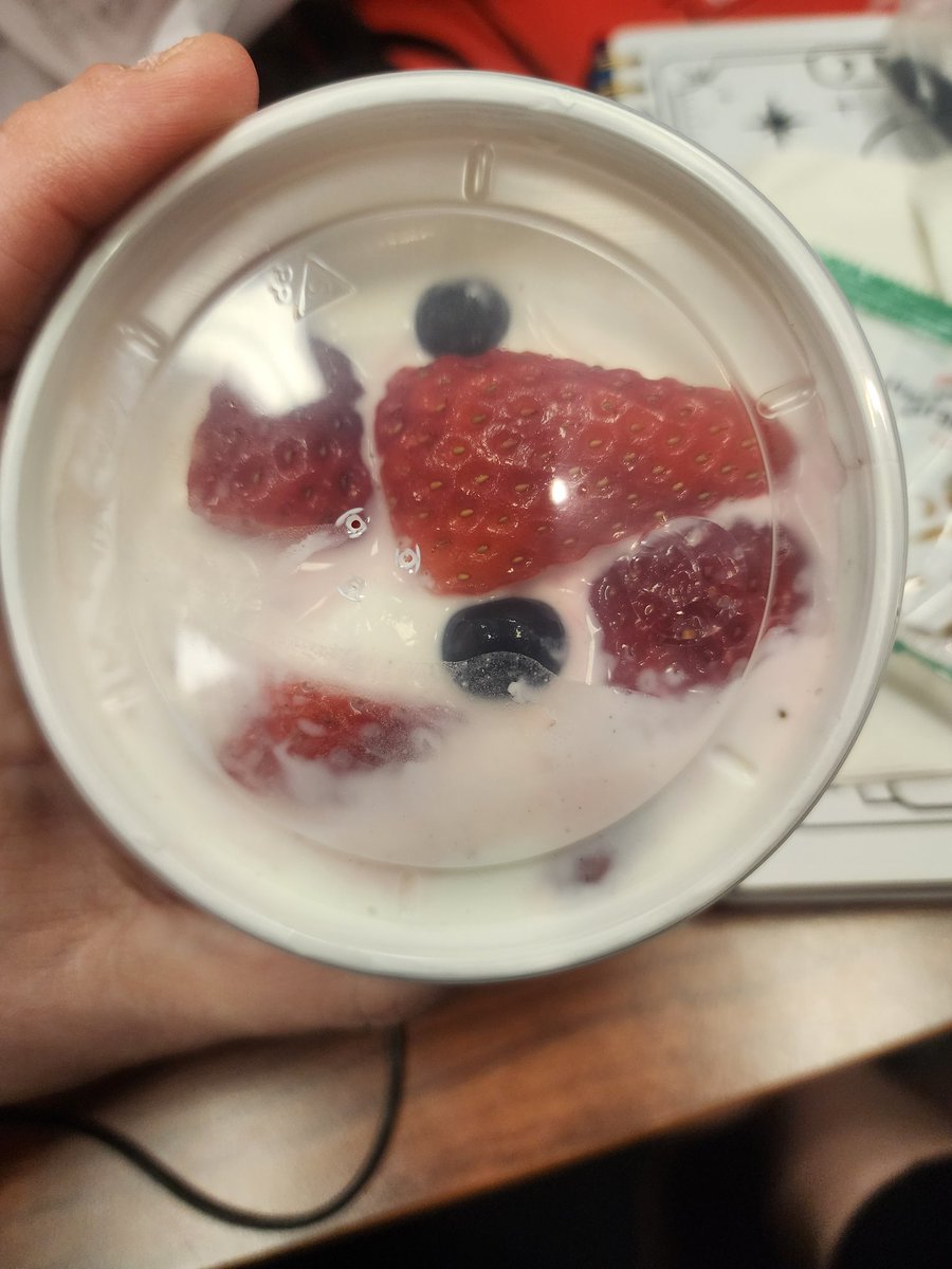 BrandyinBelize's tweet photo. @ChickfilA really?
Fruit parfait? Where's the fruit?
2 blueberries?? https://t.co/NS4jBvYSb8