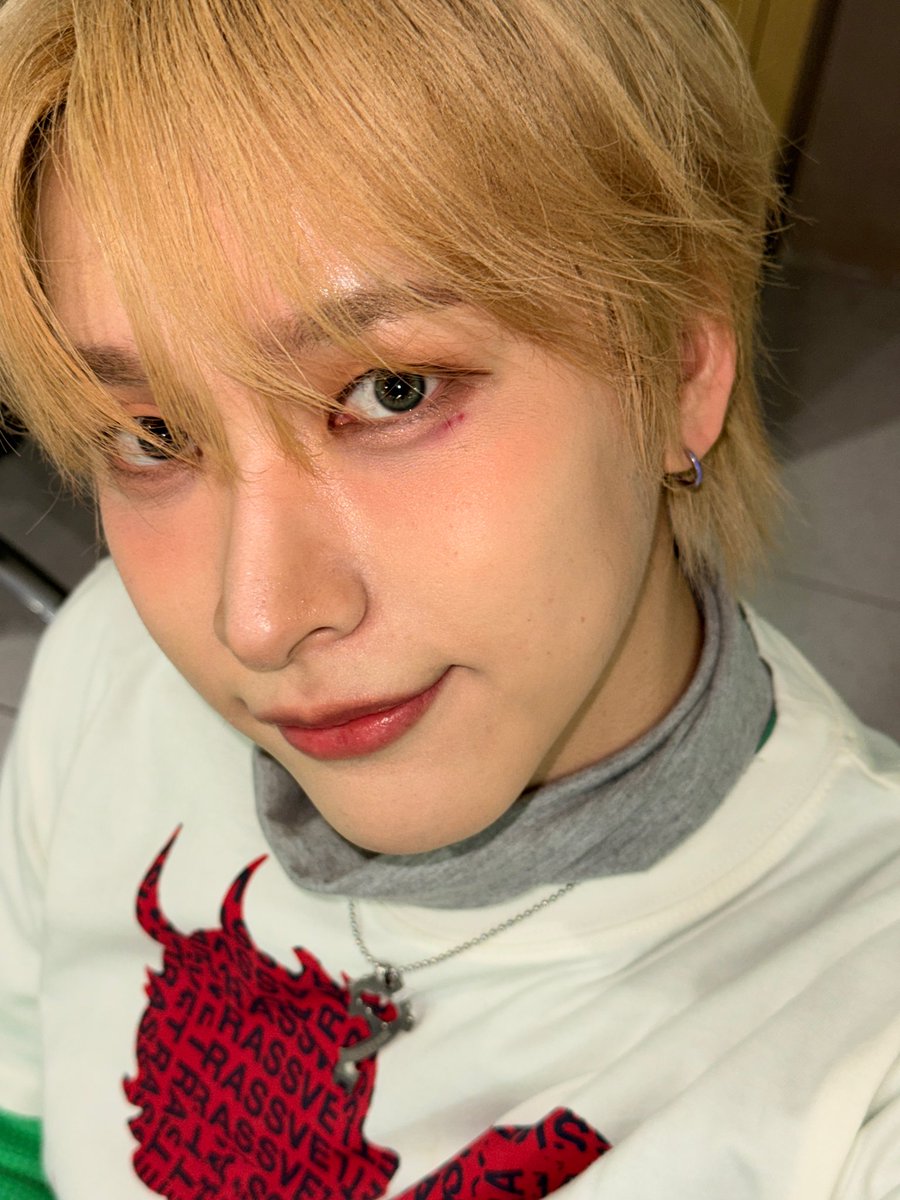 Nine France 🌼 tweet media