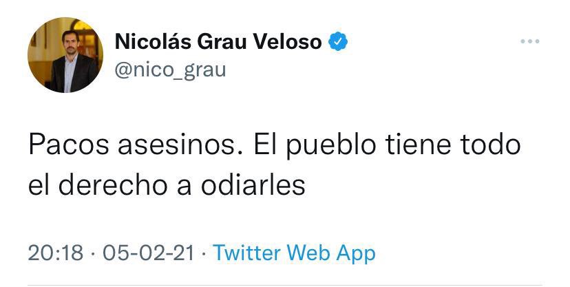 memerluzocl's tweet photo. Así se va el gobierno de @GabrielBoric, con un carabinero en extrema gravedad y riesgo vital. Así trataban a nuestras policías @nico_grau https://t.co/XCTi8GvAhM