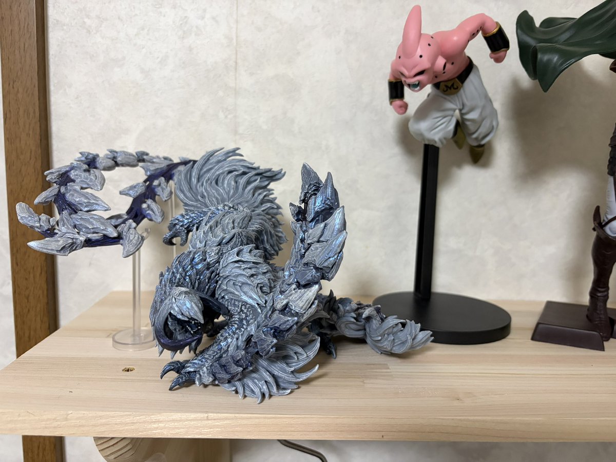 たつお tweet media