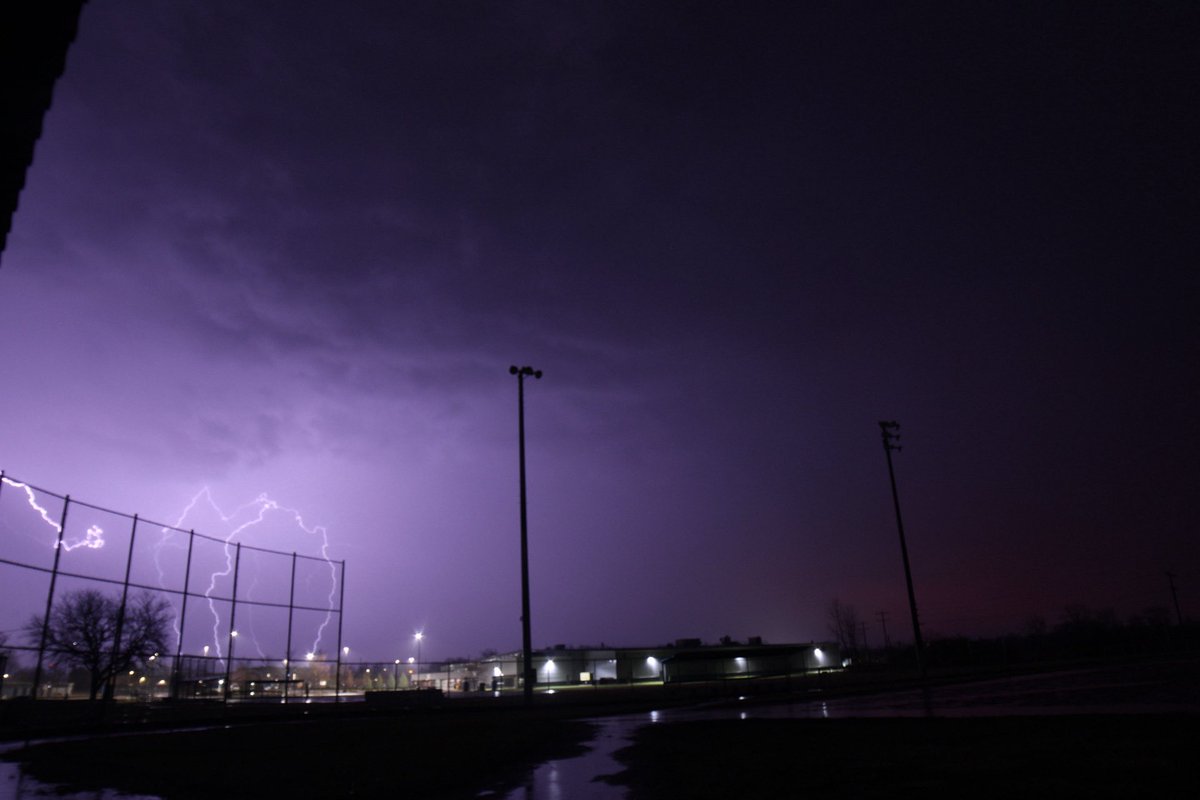 Peninsula Storm Chaser tweet media