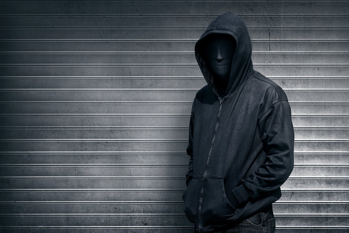 AhliRR1's tweet image. When your meeting’s so boring you accidentally mute the entire team… and then panic-unmute to a room of 12 blank stares  #WorkFail #OfficeMoments