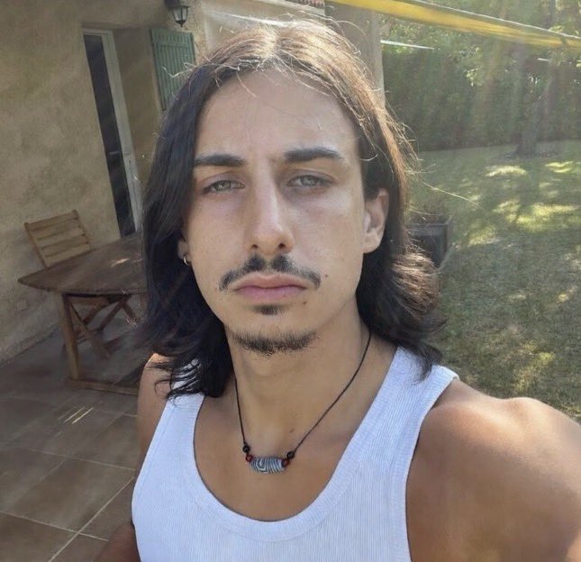 Le Glaive tweet media