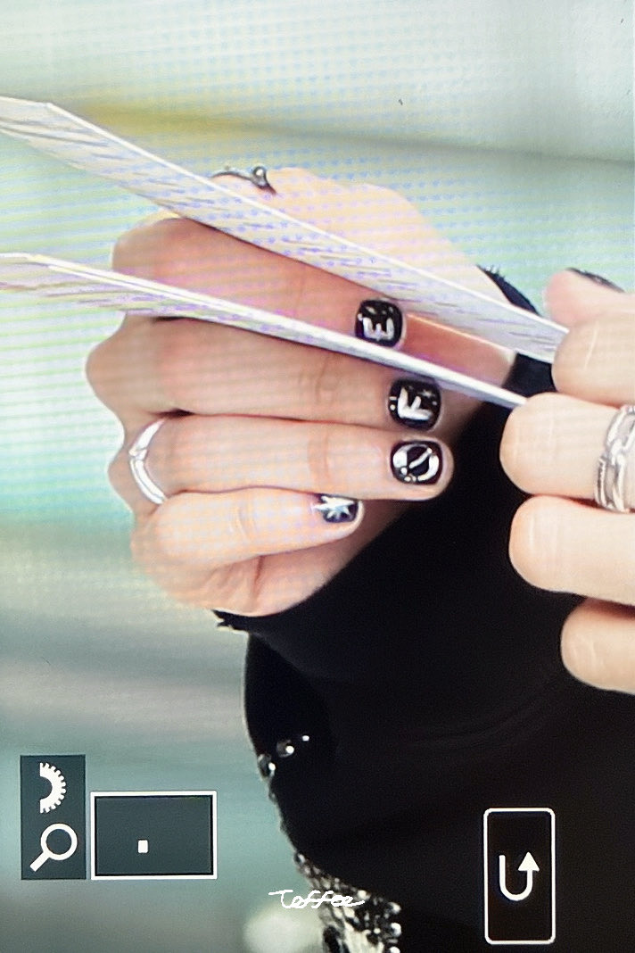 𝗧𝗼𝗳𝗳𝗲𝗲 tweet media