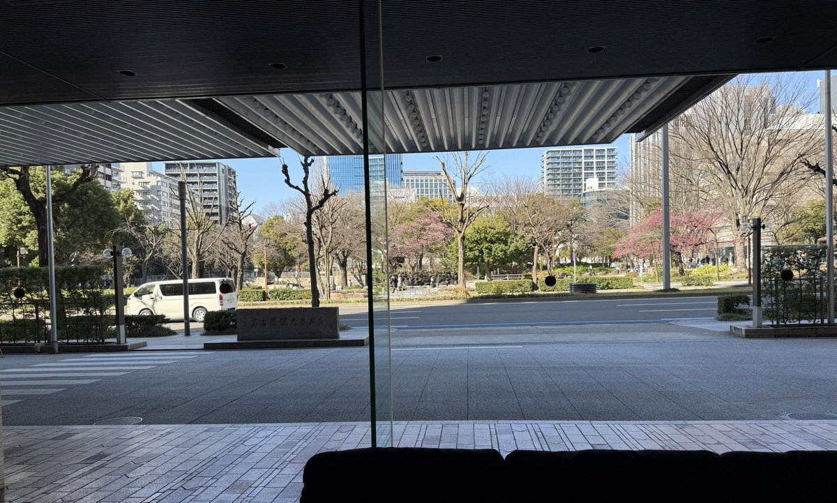 本日は名古屋の聖地へ
素敵なホテル内レストランで大変美味なランチを✨
ロケ地マップもありました
そして杉木先生が鈴木先生を10DANCEに誘うあの場所…！

撮影SNS許可頂きました
 #10DANCE
