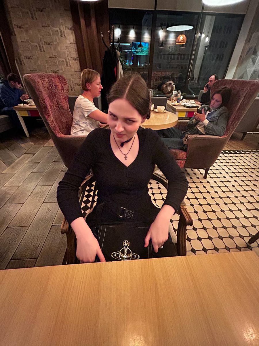 Анахронизм — Фемдом-Новиоп tweet media