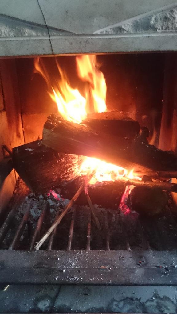 HAYIRLI HUZURLU MUTLU KEYİFLİ SAĞLIKLI AKŞAMLAR DİLİYORUM SEVGİLERİMLE ARKADAŞLAR