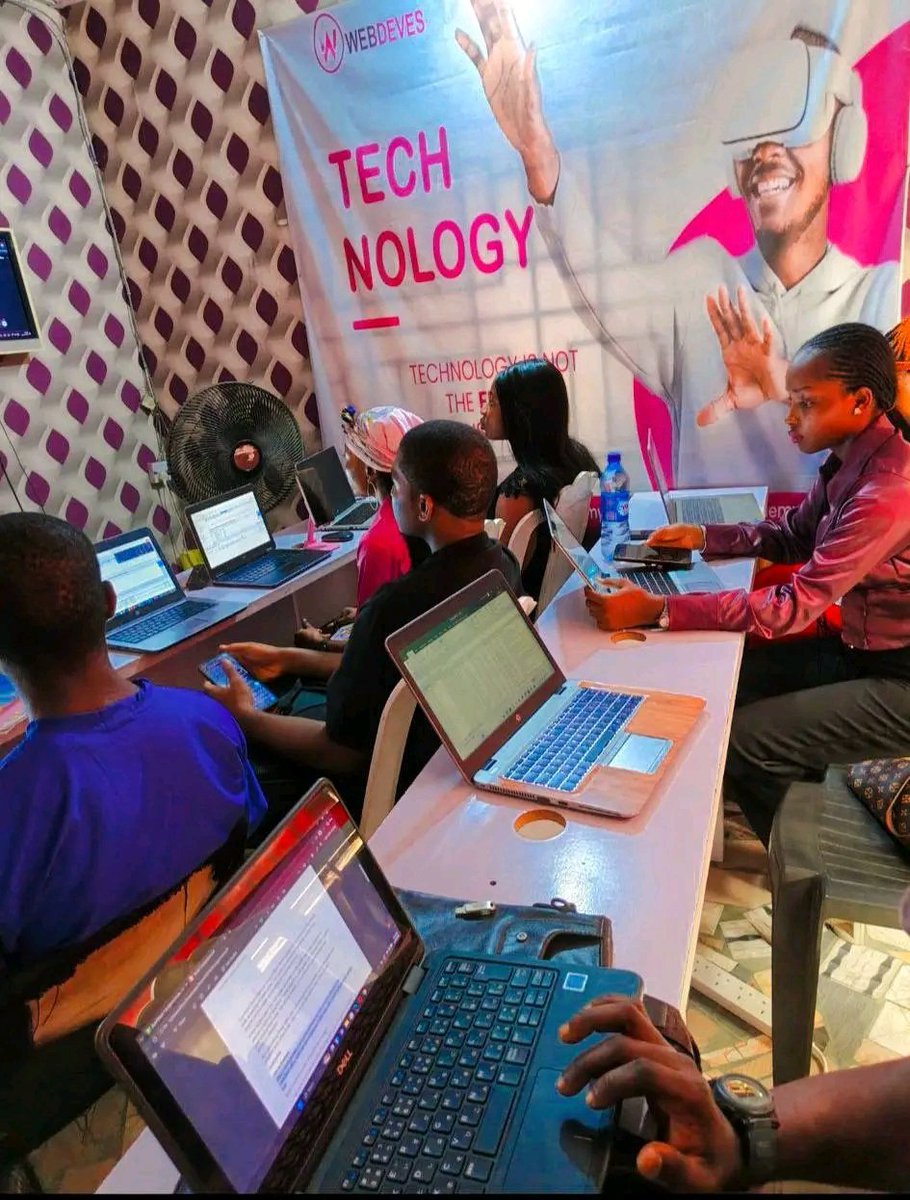 Akasintech tweet media