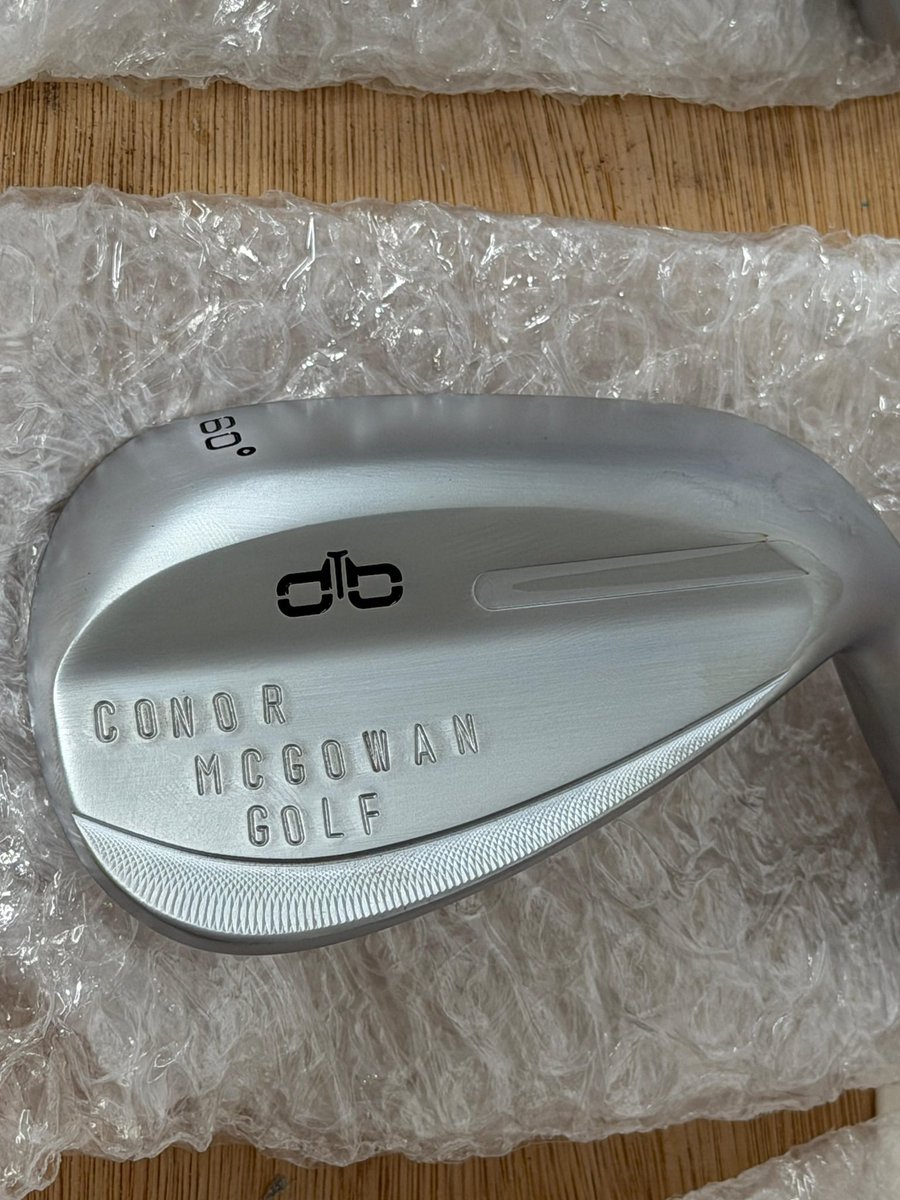 Social Media Open tweet media