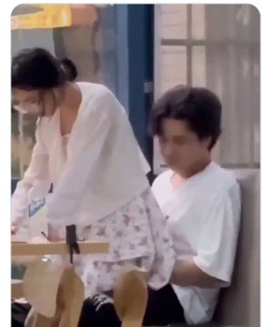 Keyndah_Video's tweet photo. #Bakit parang may domino effect sa nikko natividad issue at aaron villaflor tapos biglang nasasama sina ron angeles, gil cuerva twitter, thirdy galvin andre john cue atx andrew cue may iisang  pinanggalingan ba to na hindi pa inilalantad? Original video..x
https://t.co/E0PUEHLpdn https://t.co/YRB6NGu4yx