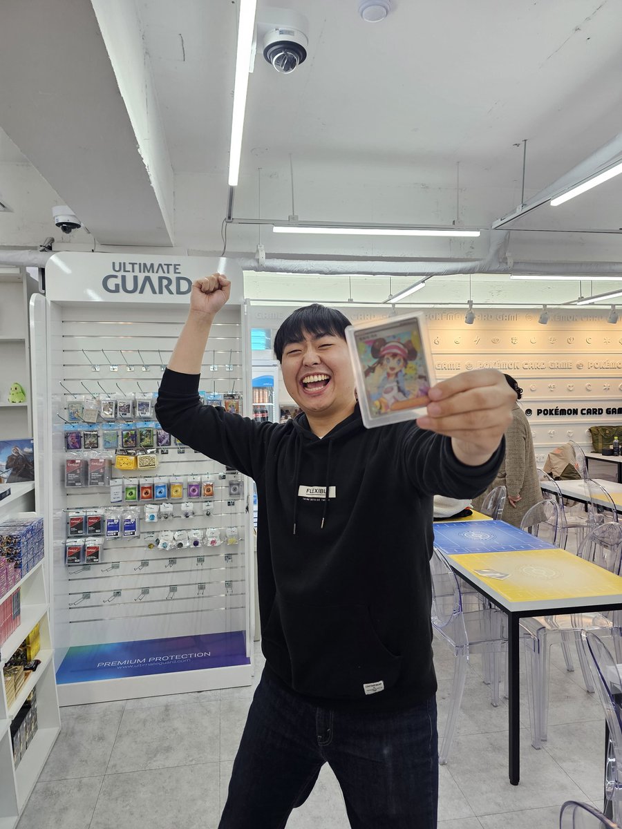 어이성모 tweet media