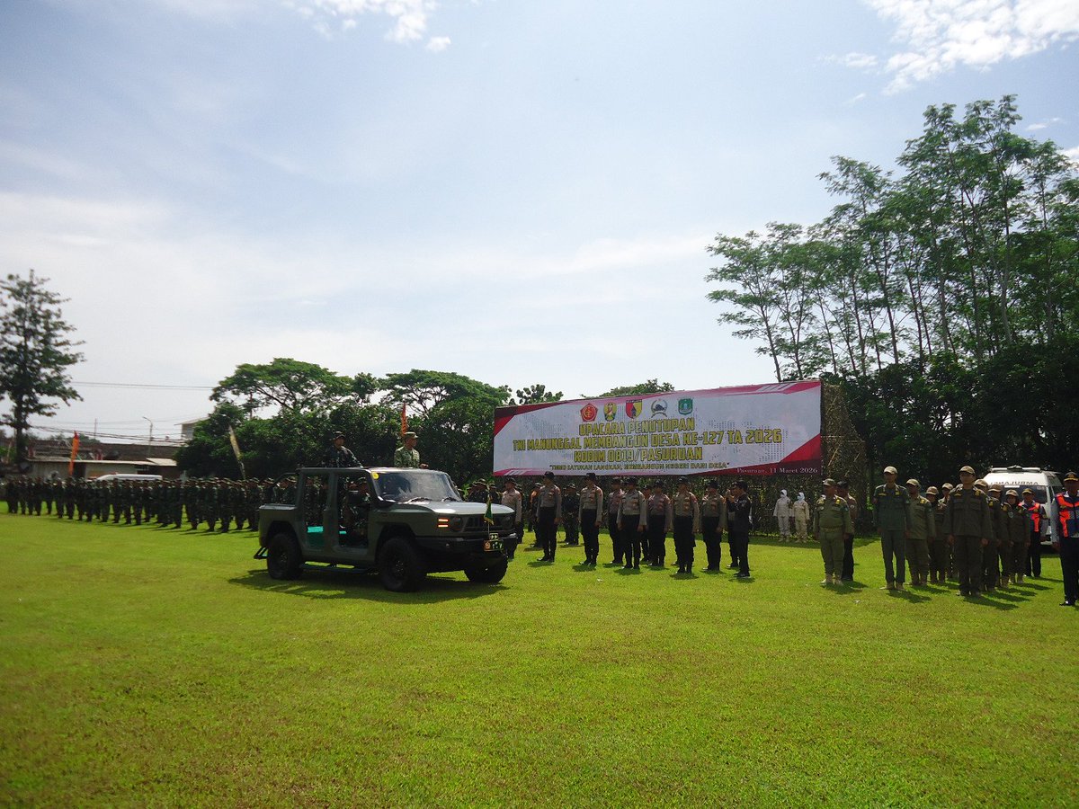 Pangdam V/Brawijaya Tutup TMMD Ke-127 Kodim 0819/Pasuruan

Program TNI Manunggal Membangun Desa (TMMD) ke-127 Kodim 0819/Pasuruan resmi ditutup oleh Pangdam V/Brawijaya Mayjen TNI Rudy Saladin, M.A., dalam upacara di Desa Wonosari, Kecamatan Gondangwetan, Kabupaten Pasuruan.