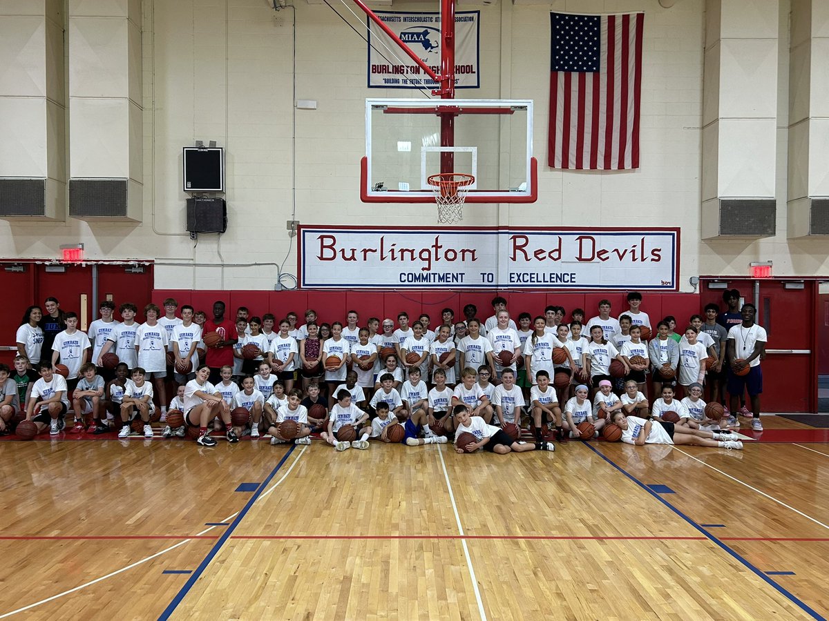 BurlingtonBasketball tweet media