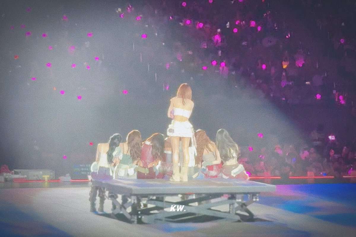 thisisfor_ms's tweet photo. 251206
TWICE
🪽💘

#트와이스 #TWICE #TWICE_THISISFOR_WORLD_TOUR 
#THISISFOR #TWICE_6TH_WORLD_TOUR https://t.co/1TcDkVtu3S