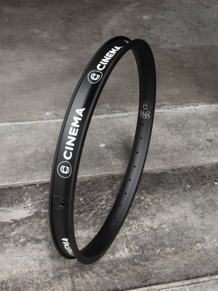 SourceBMX tweet media