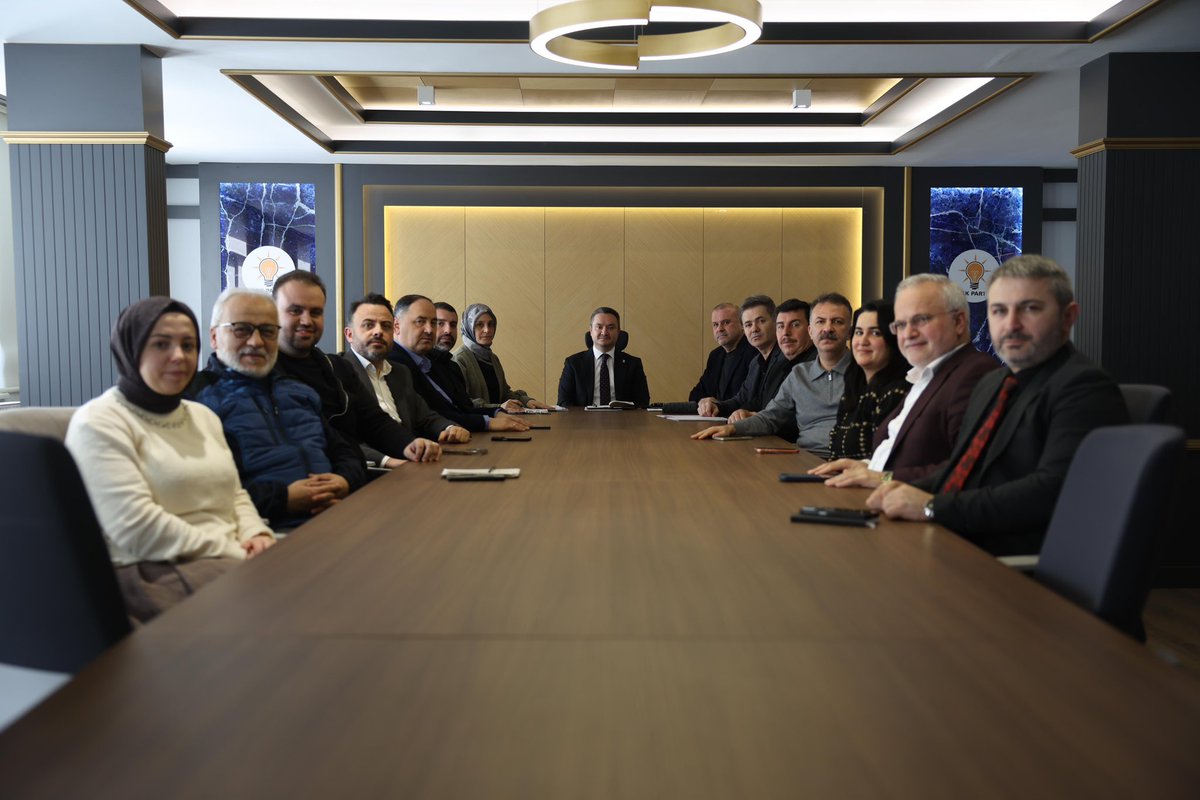 akpartiorduorg's tweet photo. İl Başkanımız Sayın Samet Özdemir’in başkanlığında, AK Parti Ordu İl Yürütme Kurulu Haftalık Olağan Toplantımız gerçekleştirildi.

Toplantımızda alınan kararların AK Partimize ve şehrimize hayırlı olmasını diliyoruz. https://t.co/u3FU5pZeK5