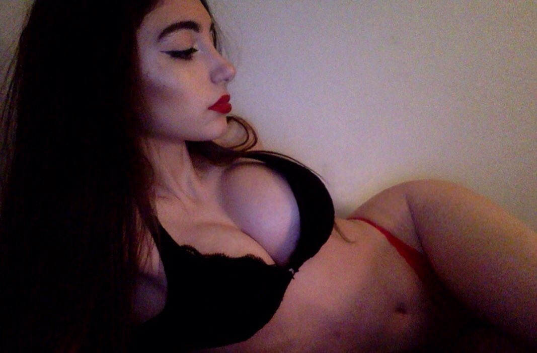 tori🤍 tweet media