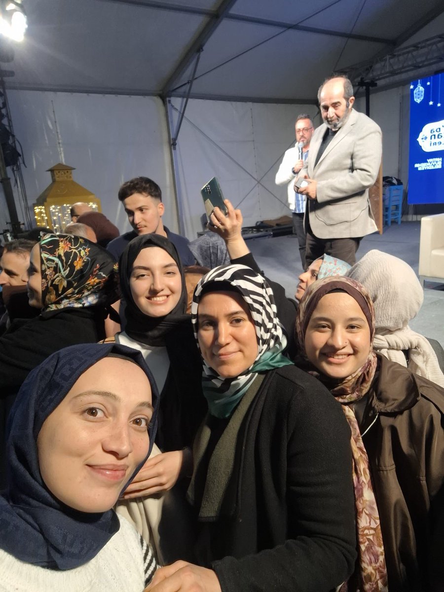 HatayKYGM's tweet photo. 5 Temmuz Yurdu
Manevi danismanimiz Aysel Sol'un rehberliğinde Ramazan şenliklerine katilan öğrencilerimiz, kıymetli Ömer Demirbağ hocamızın 
gönüllere dokunan sohbetiyle Ramazan’ın huzurunu hep birlikte yaşadilar. 🌙🤍 https://t.co/nlGBB0kfx9