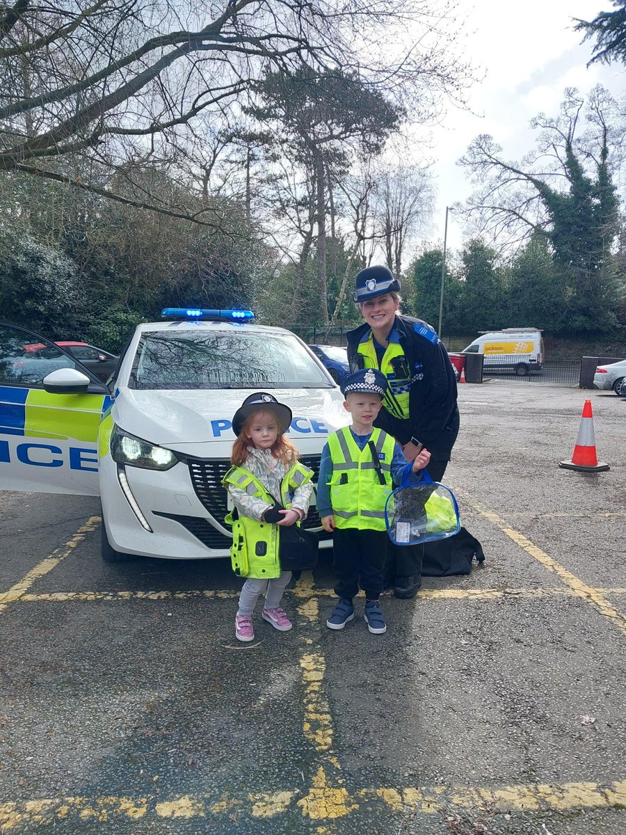 St Peter's, Park and Graiseley Police tweet media