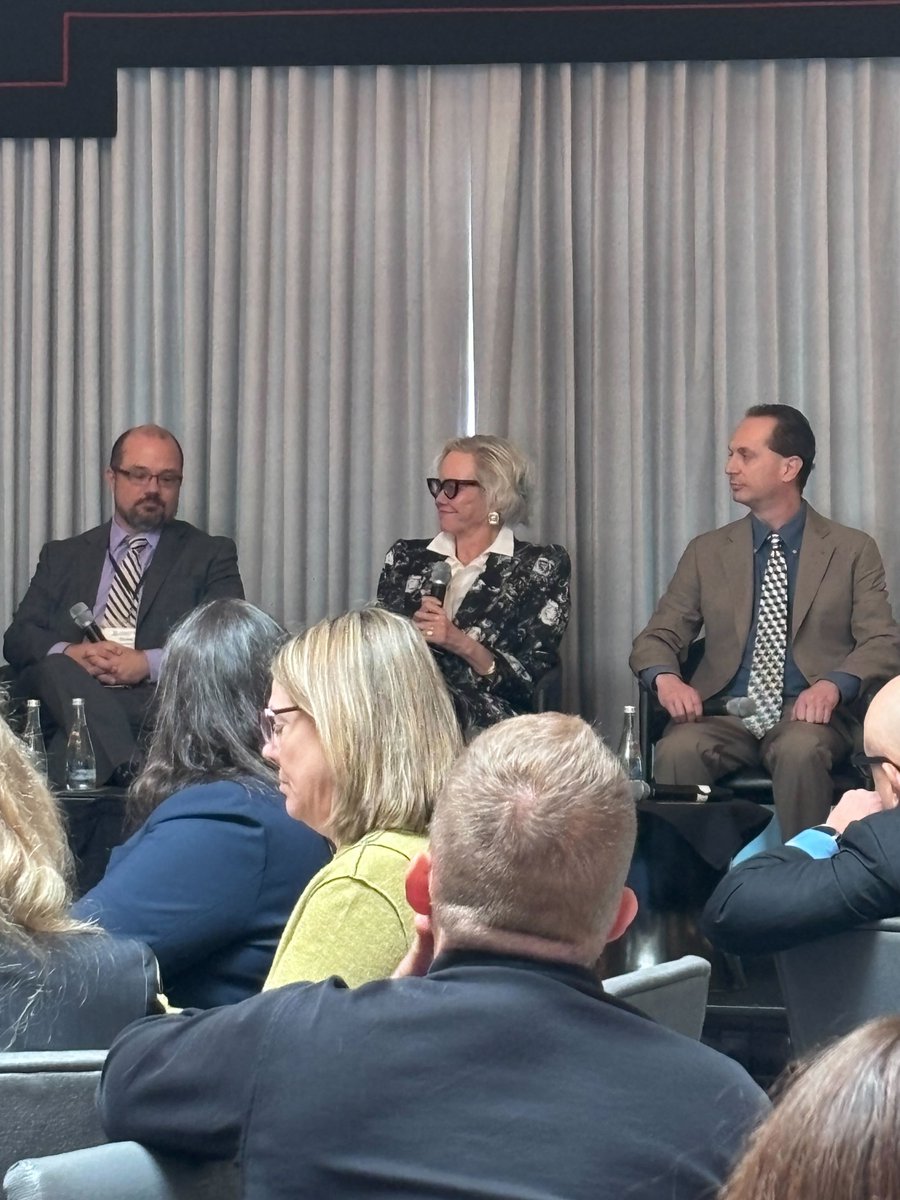 The Leapfrog Group tweet media