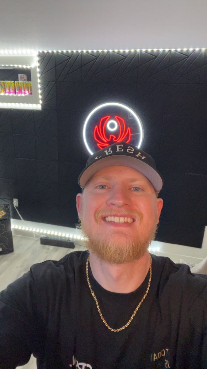 RG | Crowegamingg tweet media