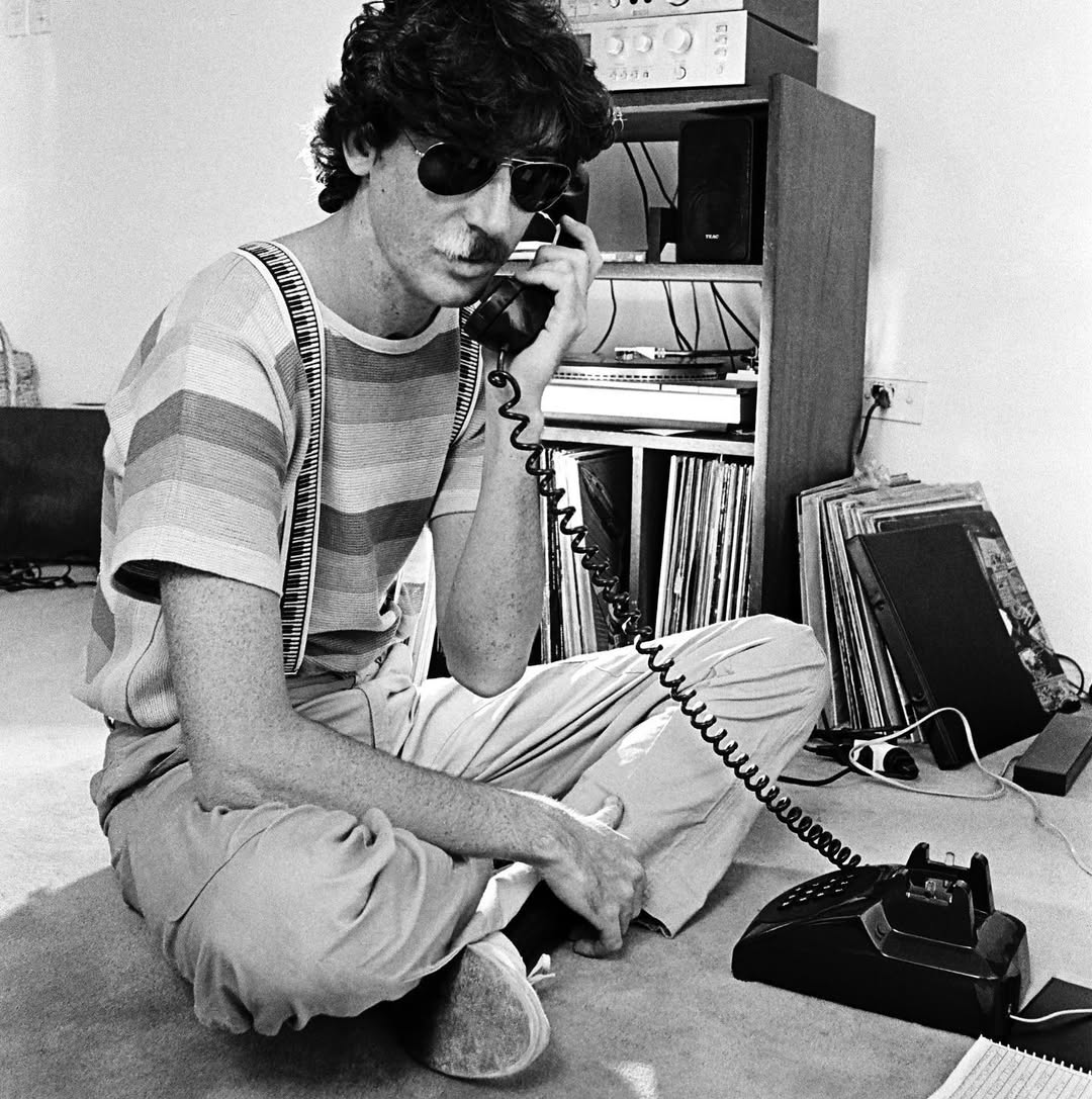 la100fm's tweet photo. 📞 Hola, querés venir a escuchar unos temazos de los 80s? Charly García en #BackTo80s

Hoy, durante todo el día, Especial 100

https://t.co/cyB3GPis2c https://t.co/xAfm2N3frD