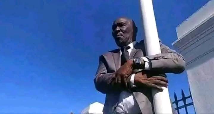 mashaba_neos's tweet photo. @Julius_S_Malema @USAmbRSA @BizNewsCOM Haa!!! Moshabi😆 https://t.co/LPFbjKu1TC