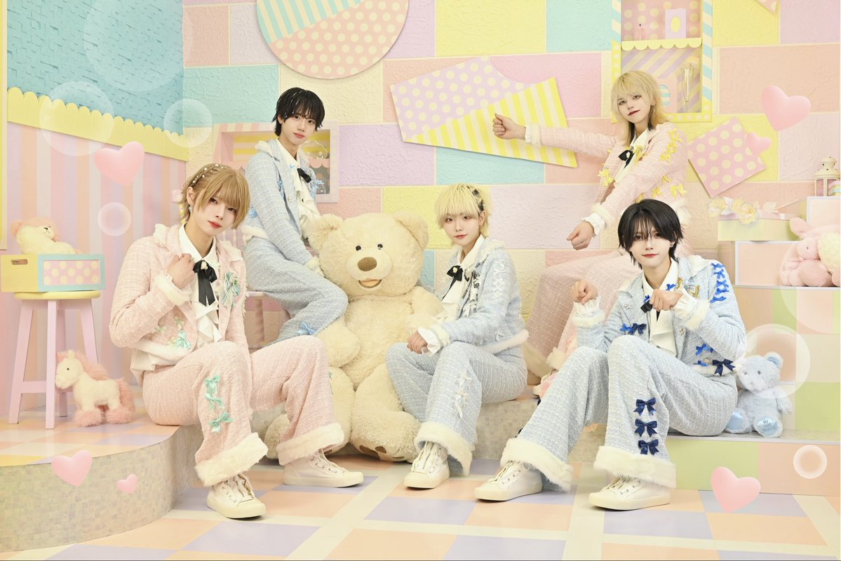 pocoApoco tweet media